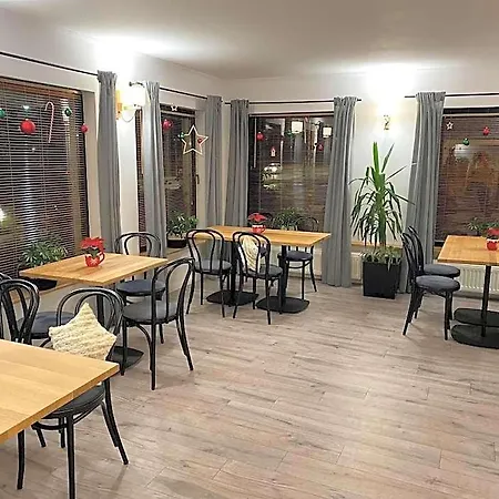 Hotel Astra Tajemniczy Ogrod 2*