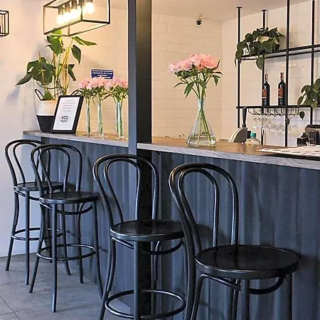 Hotel Astra Tajemniczy Ogrod Poznan