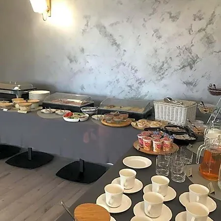 Astra Tajemniczy Ogrod Hotel 2*