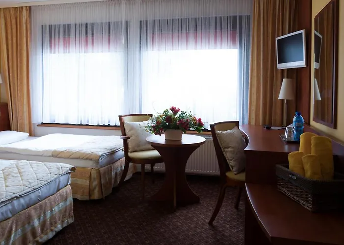 Astra Tajemniczy Ogrod فندق